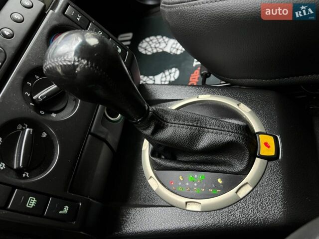 Сірий Ленд Ровер Freelander, об'ємом двигуна 2 л та пробігом 307 тис. км за 7500 $, фото 24 на Automoto.ua