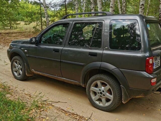 Серый Ленд Ровер Фрилендер, объемом двигателя 2 л и пробегом 242 тыс. км за 3000 $, фото 3 на Automoto.ua