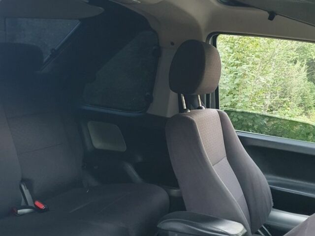 Сірий Ленд Ровер Freelander, об'ємом двигуна 2 л та пробігом 322 тис. км за 6205 $, фото 18 на Automoto.ua