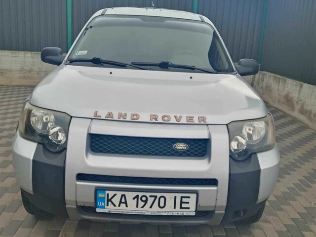 Ленд Ровер Фрилендер 2004 в Нежине на Automoto.ua Серый Ленд Ровер Фрилендер, объемом двигателя 2 л и пробегом 298 тыс. км за 7600 $, фото 1 на Automoto.ua