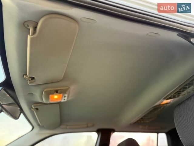Серый Ленд Ровер Фрилендер, объемом двигателя 1.95 л и пробегом 323 тыс. км за 6000 $, фото 12 на Automoto.ua