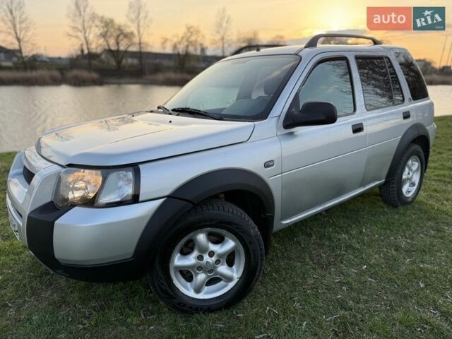 Серый Ленд Ровер Фрилендер, объемом двигателя 1.95 л и пробегом 323 тыс. км за 6000 $, фото 52 на Automoto.ua