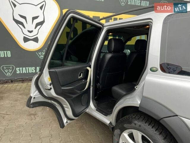 Сірий Ленд Ровер Freelander, об'ємом двигуна 2 л та пробігом 307 тис. км за 8000 $, фото 29 на Automoto.ua