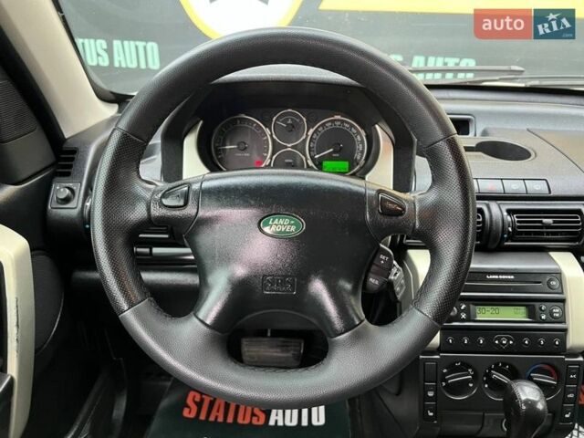 Сірий Ленд Ровер Freelander, об'ємом двигуна 2 л та пробігом 307 тис. км за 8000 $, фото 15 на Automoto.ua