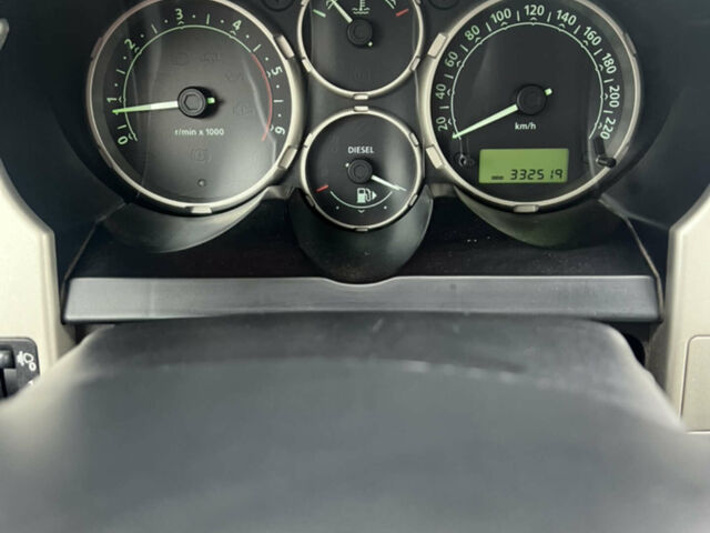 Сірий Ленд Ровер Freelander, об'ємом двигуна 2 л та пробігом 330 тис. км за 8800 $, фото 12 на Automoto.ua