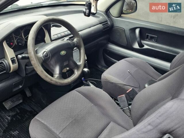 Серый Ленд Ровер Фрилендер, объемом двигателя 1.95 л и пробегом 322 тыс. км за 8100 $, фото 1 на Automoto.ua