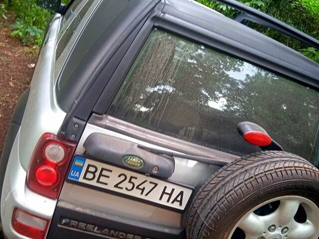 Сірий Ленд Ровер Freelander, об'ємом двигуна 2 л та пробігом 400 тис. км за 5500 $, фото 2 на Automoto.ua