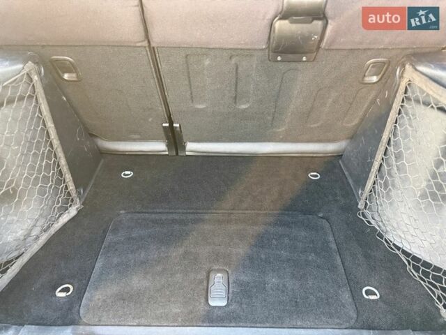 Серый Ленд Ровер Фрилендер, объемом двигателя 1.95 л и пробегом 323 тыс. км за 6000 $, фото 22 на Automoto.ua