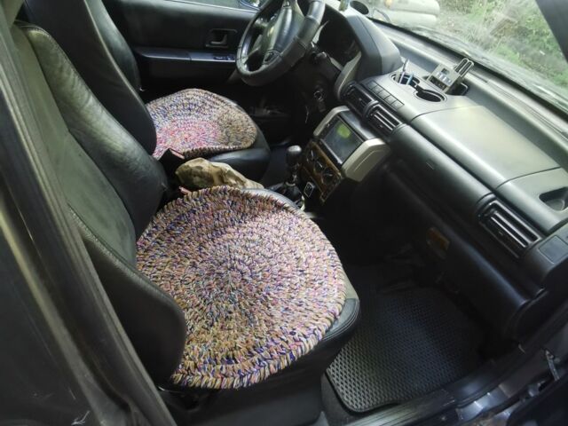 Серый Ленд Ровер Фрилендер, объемом двигателя 2 л и пробегом 242 тыс. км за 3000 $, фото 6 на Automoto.ua