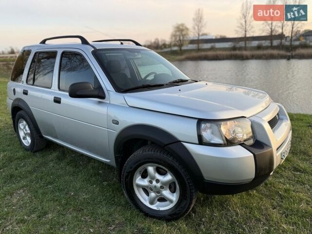 Серый Ленд Ровер Фрилендер, объемом двигателя 1.95 л и пробегом 323 тыс. км за 6000 $, фото 46 на Automoto.ua