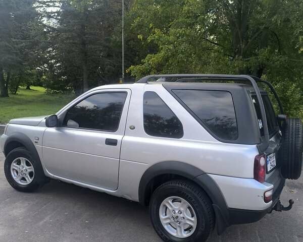 Ленд Ровер Фрилендер 2004 в Житомире на Automoto.ua Серый Ленд Ровер Фрилендер, объемом двигателя 1.8 л и пробегом 223 тыс. км за 5000 $, фото 4 на Automoto.ua