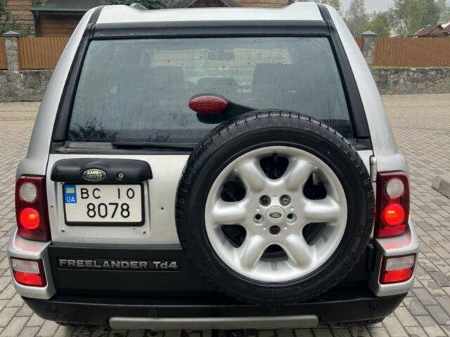 Сірий Ленд Ровер Freelander, об'ємом двигуна 2 л та пробігом 330 тис. км за 8800 $, фото 3 на Automoto.ua