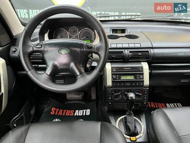 Сірий Ленд Ровер Freelander, об'ємом двигуна 2 л та пробігом 307 тис. км за 8000 $, фото 27 на Automoto.ua