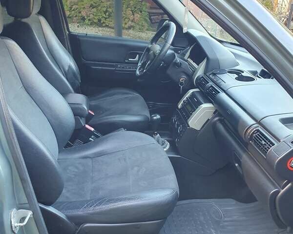 Серый Ленд Ровер Фрилендер, объемом двигателя 1.95 л и пробегом 309 тыс. км за 7300 $, фото 27 на Automoto.ua