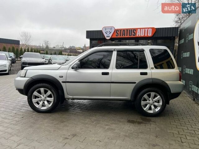 Сірий Ленд Ровер Freelander, об'ємом двигуна 2 л та пробігом 307 тис. км за 8000 $, фото 3 на Automoto.ua