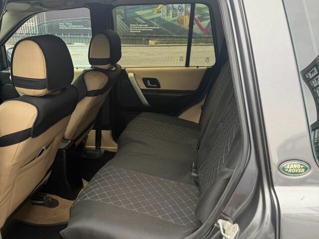Сірий Ленд Ровер Freelander, об'ємом двигуна 1.95 л та пробігом 320 тис. км за 5500 $, фото 6 на Automoto.ua