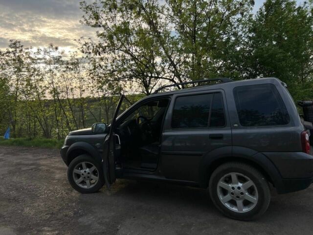 Сірий Ленд Ровер Freelander, об'ємом двигуна 2 л та пробігом 240 тис. км за 3600 $, фото 1 на Automoto.ua