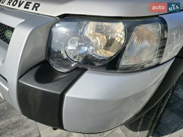 Сірий Ленд Ровер Freelander, об'ємом двигуна 1.95 л та пробігом 250 тис. км за 7650 $, фото 59 на Automoto.ua