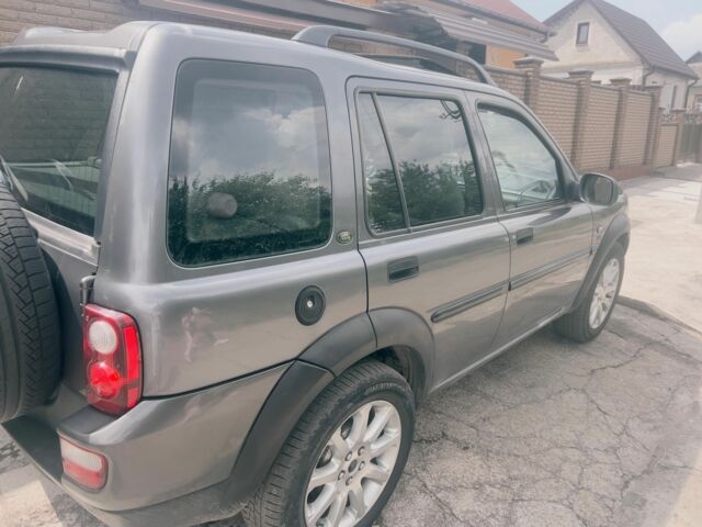 Сірий Ленд Ровер Freelander, об'ємом двигуна 2.5 л та пробігом 127 тис. км за 3795 $, фото 8 на Automoto.ua