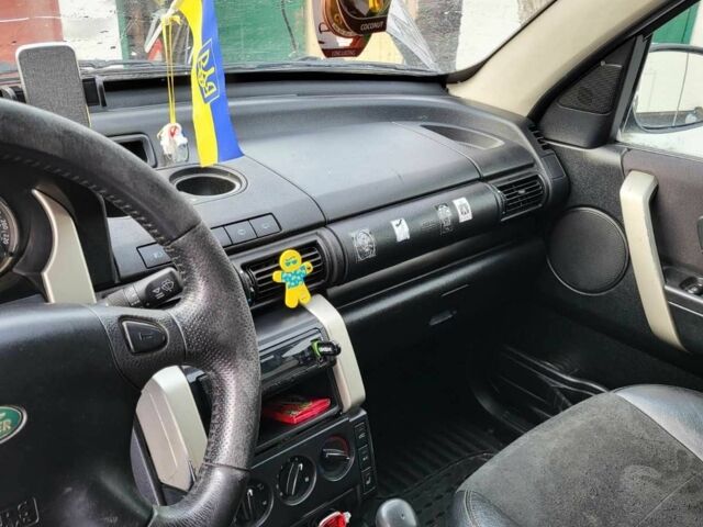 Сірий Ленд Ровер Freelander, об'ємом двигуна 2 л та пробігом 240 тис. км за 3600 $, фото 7 на Automoto.ua