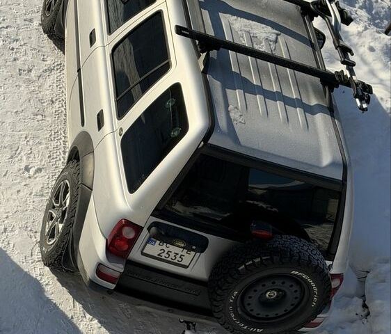 Серый Ленд Ровер Фрилендер, объемом двигателя 2 л и пробегом 205 тыс. км за 7999 $, фото 5 на Automoto.ua