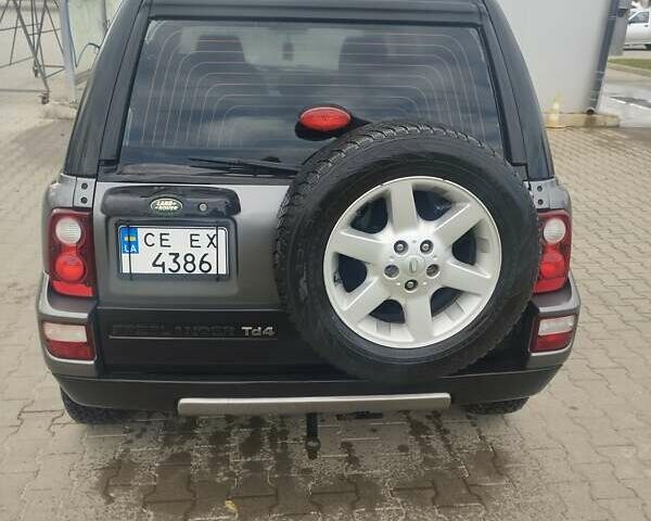 Серый Ленд Ровер Фрилендер, объемом двигателя 1.95 л и пробегом 164 тыс. км за 7200 $, фото 2 на Automoto.ua