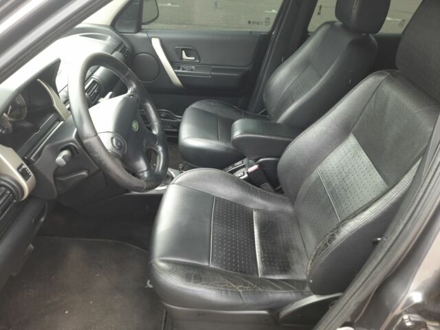 Сірий Ленд Ровер Freelander, об'ємом двигуна 1.8 л та пробігом 324 тис. км за 6700 $, фото 12 на Automoto.ua