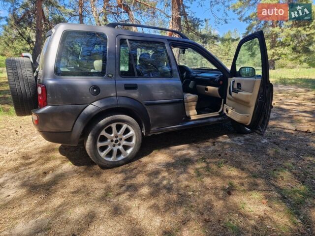 Сірий Ленд Ровер Freelander, об'ємом двигуна 2.5 л та пробігом 85 тис. км за 4700 $, фото 9 на Automoto.ua