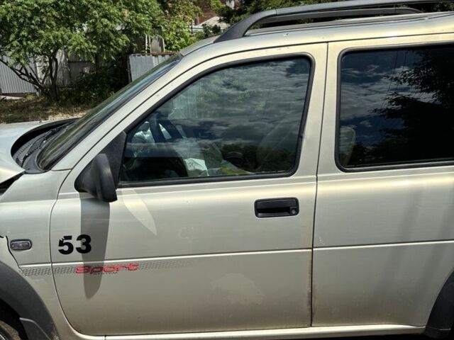 Сірий Ленд Ровер Freelander, об'ємом двигуна 0 л та пробігом 250 тис. км за 2000 $, фото 1 на Automoto.ua