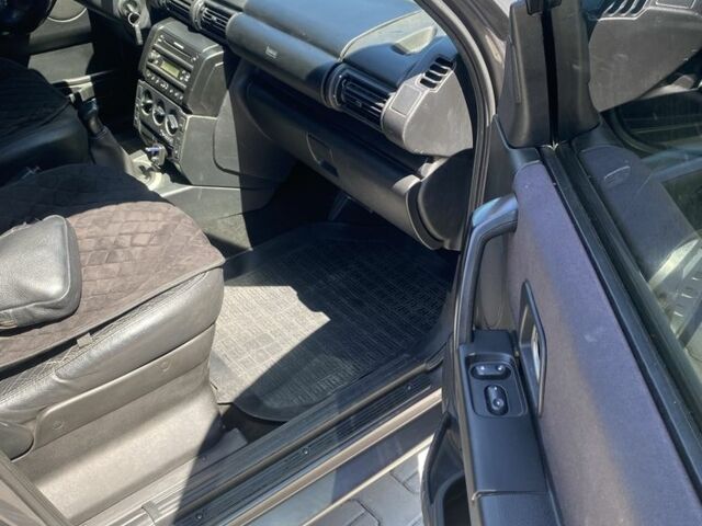 Ленд Ровер Freelander 2006 у Могилев-Подольском на Automoto.ua Сірий Ленд Ровер Freelander, об'ємом двигуна 2 л та пробігом 278 тис. км за 7199 $, фото 21 на Automoto.ua