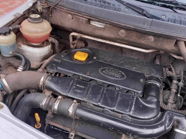 Сірий Ленд Ровер Freelander, об'ємом двигуна 2 л та пробігом 300 тис. км за 3200 $, фото 11 на Automoto.ua