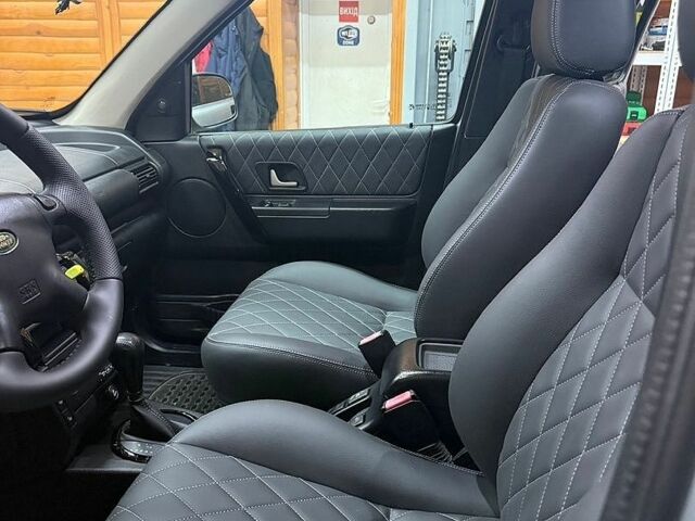 Сірий Ленд Ровер Freelander, об'ємом двигуна 1.95 л та пробігом 250 тис. км за 9500 $, фото 12 на Automoto.ua