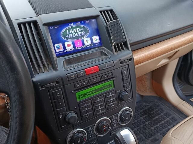 Сірий Ленд Ровер Freelander, об'ємом двигуна 2.18 л та пробігом 270 тис. км за 9900 $, фото 11 на Automoto.ua