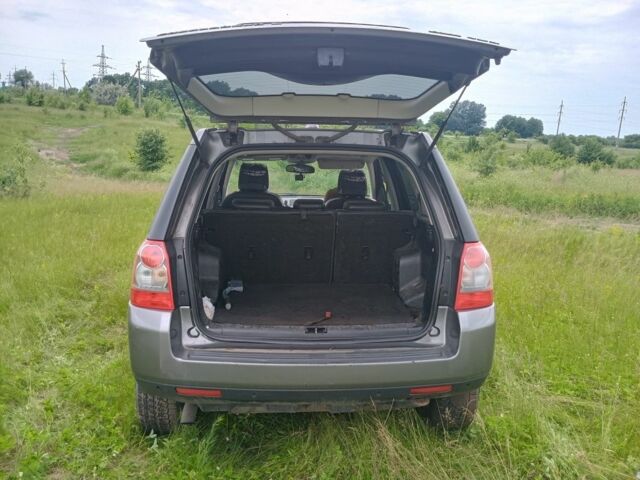 Сірий Ленд Ровер Freelander, об'ємом двигуна 2.2 л та пробігом 290 тис. км за 7800 $, фото 2 на Automoto.ua