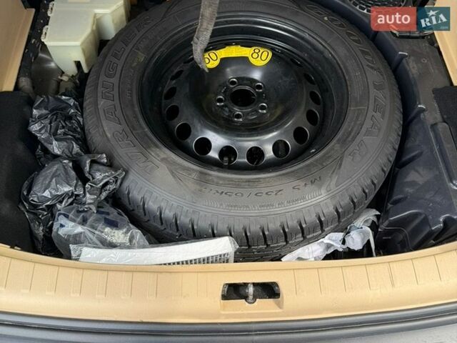 Сірий Ленд Ровер Freelander, об'ємом двигуна 2.2 л та пробігом 378 тис. км за 8999 $, фото 25 на Automoto.ua
