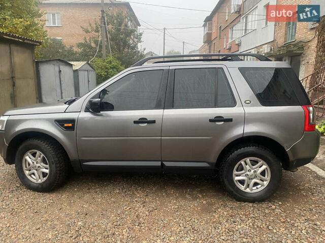 Серый Ленд Ровер Фрилендер, объемом двигателя 2.2 л и пробегом 210 тыс. км за 8000 $, фото 3 на Automoto.ua