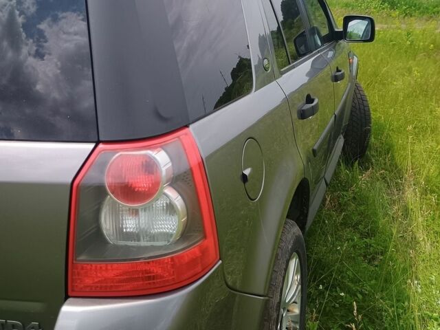 Сірий Ленд Ровер Freelander, об'ємом двигуна 2.18 л та пробігом 290 тис. км за 7500 $, фото 7 на Automoto.ua