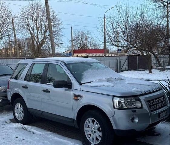 Серый Ленд Ровер Фрилендер, объемом двигателя 2.2 л и пробегом 200 тыс. км за 5600 $, фото 2 на Automoto.ua