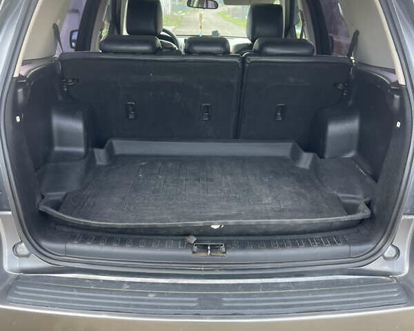 Ленд Ровер Фрилендер 2007 в Самборе на Automoto.ua Серый Ленд Ровер Фрилендер, объемом двигателя 2.18 л и пробегом 366 тыс. км за 9250 $, фото 8 на Automoto.ua