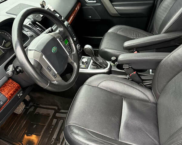 Серый Ленд Ровер Фрилендер, объемом двигателя 3.19 л и пробегом 127 тыс. км за 9999 $, фото 5 на Automoto.ua