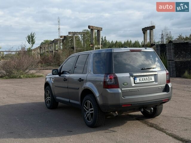 Сірий Ленд Ровер Freelander, об'ємом двигуна 2.18 л та пробігом 381 тис. км за 10599 $, фото 3 на Automoto.ua