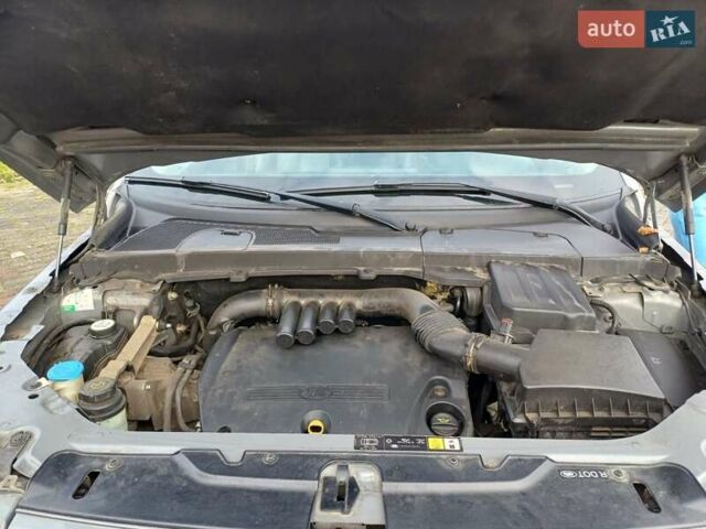 Сірий Ленд Ровер Freelander, об'ємом двигуна 2.18 л та пробігом 257 тис. км за 9500 $, фото 2 на Automoto.ua