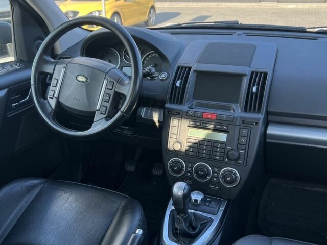 Сірий Ленд Ровер Freelander, об'ємом двигуна 2.2 л та пробігом 280 тис. км за 3859 $, фото 6 на Automoto.ua