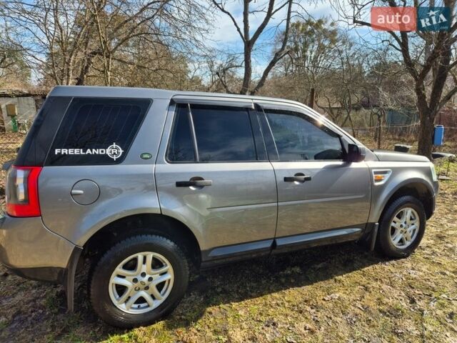 Серый Ленд Ровер Фрилендер, объемом двигателя 2.18 л и пробегом 233 тыс. км за 9100 $, фото 3 на Automoto.ua