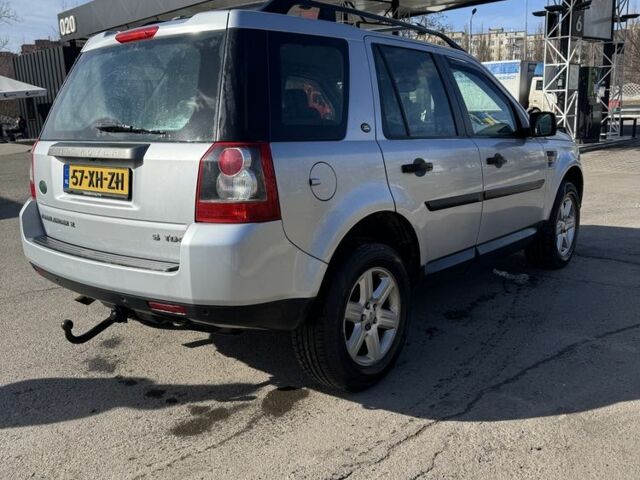 Сірий Ленд Ровер Freelander, об'ємом двигуна 2.2 л та пробігом 265 тис. км за 4750 $, фото 2 на Automoto.ua
