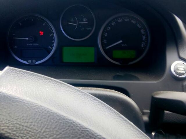 Сірий Ленд Ровер Freelander, об'ємом двигуна 2.2 л та пробігом 360 тис. км за 7500 $, фото 5 на Automoto.ua