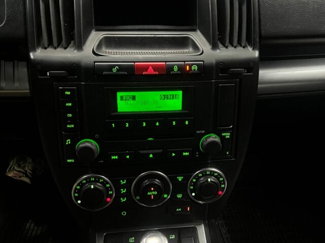 Сірий Ленд Ровер Freelander, об'ємом двигуна 2.2 л та пробігом 255 тис. км за 5522 $, фото 12 на Automoto.ua