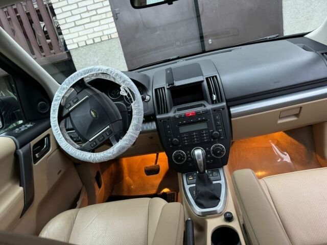 Серый Ленд Ровер Фрилендер, объемом двигателя 2.2 л и пробегом 200 тыс. км за 5600 $, фото 1 на Automoto.ua