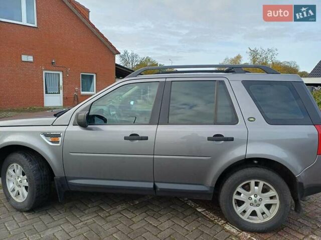 Сірий Ленд Ровер Freelander, об'ємом двигуна 2.18 л та пробігом 257 тис. км за 9500 $, фото 1 на Automoto.ua