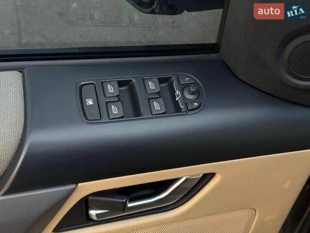 Сірий Ленд Ровер Freelander, об'ємом двигуна 2.18 л та пробігом 381 тис. км за 10599 $, фото 13 на Automoto.ua